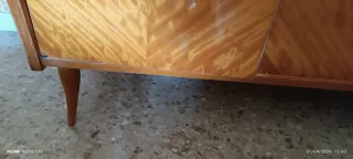 Armadio vintage anni '50 in legno