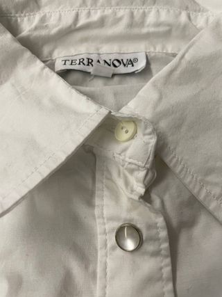 Camicia bianca con bottoni madreperla - Terranova