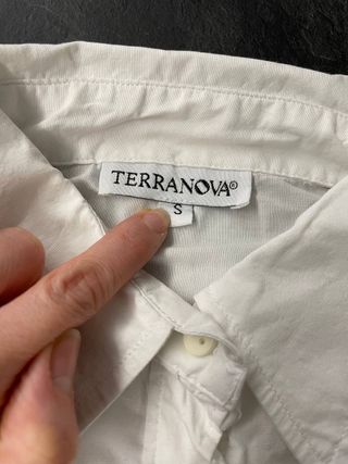 Camicia bianca con bottoni madreperla - Terranova
