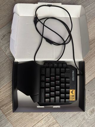 Teclado Gaming MAXXTER un solo mano