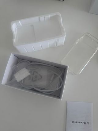 Funda iPhone Naranja + Protector Transparente