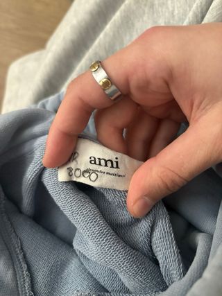 Sudadera Ami Azul como nueva