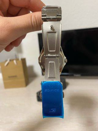 Reloj Casio Edifice Esfera Turquesa