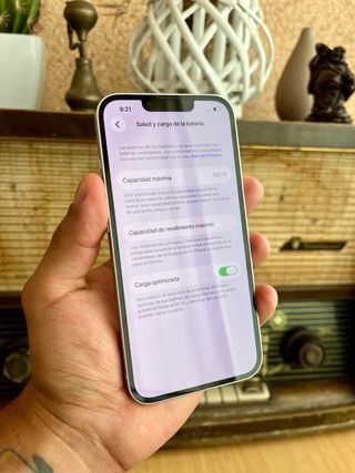 iPhone 13 - 100% Bateria
