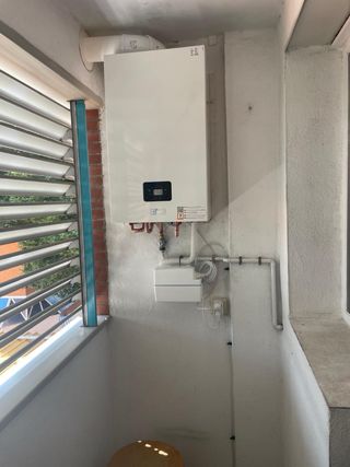 Tecnico e instalador caldera