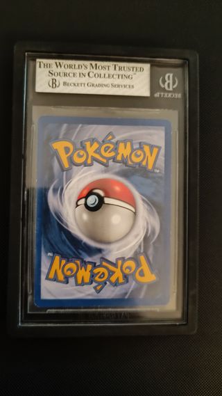 Charizard #4 Base Set Beckett 8 Carta Pokemon PSA