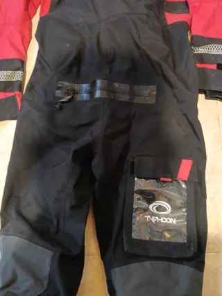 Traje de agua Typhoon Max B tallaM