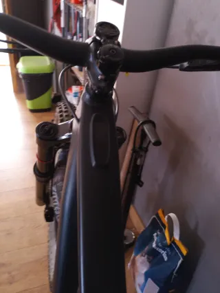 Bicicleta Specialized Kenevo Enduro 27.5