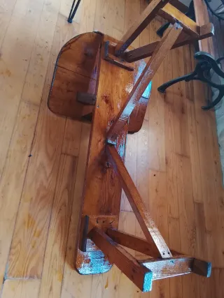 Mueble antiguo para hacer alpargatas