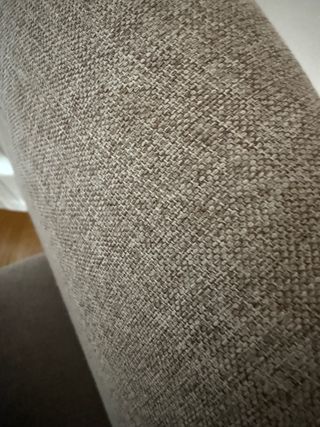Mesa extensible + 4 sillas en madera maciza