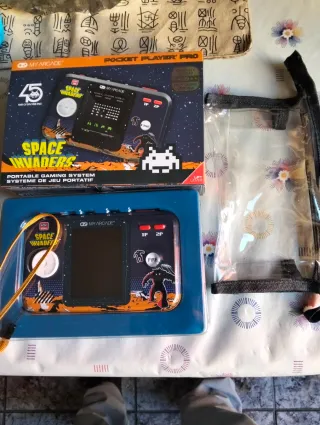 My Arcade Pocket Player Pro Space Invaders
