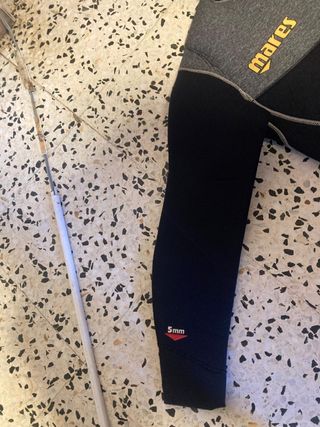 Traje de neopreno Mares 2 piezas