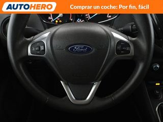 Ford Tourneo Courier 1.5 TDCi Titanium