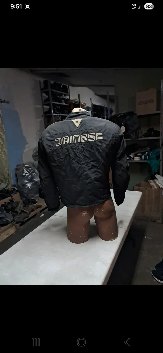 Chaqueta Dainese Talla 50 Negra y Beige