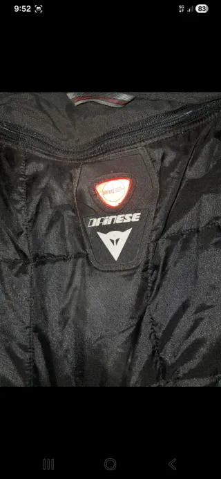Chaqueta Dainese Talla 50 Negra y Beige