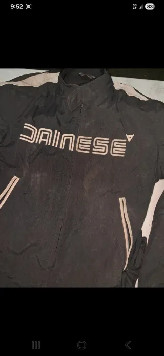 Chaqueta Dainese Talla 50 Negra y Beige