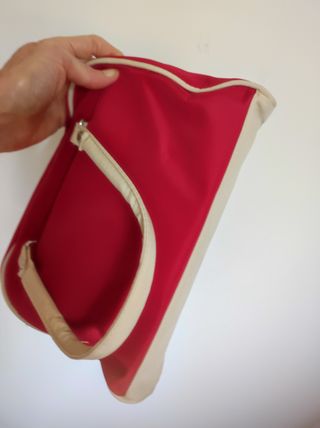 Bolso Clutch Dorado. REGALO otro.