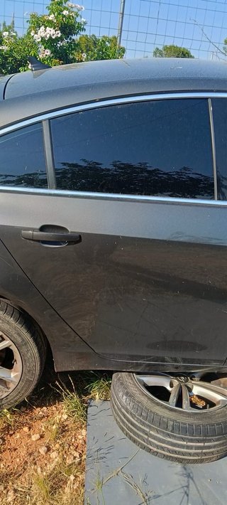 Opel Insignia 2010, PIEZAS