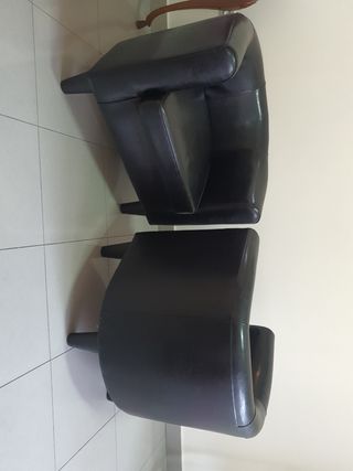 2 Sillones de piel negro