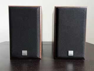 Altavoces DALI Spektor 1  EN SU CAJA SIN ABRIR