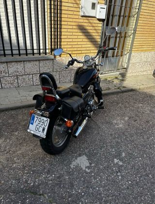 Leonart Custom 125cc Negra