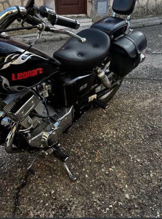Leonart Custom 125cc Negra
