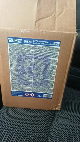 Se vende 3l de urea para Citroën c4