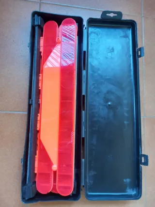 2 Triángulos de preseñalización de Peligrox4 euros