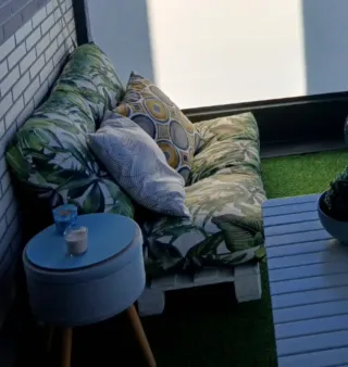 Sofá Palets con Colchoneta Cómoda