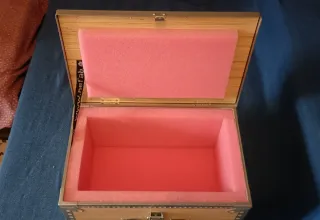 Maleta de madera. FLIGHT CASE