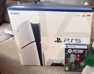Consola Sony PS5 1TB + Juego FC 26
