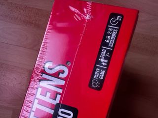 Exploding Kittens Juego de Mesa