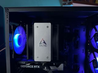 PC Ryzen 5 5600X RTX 5060 8Gb GDR7 32GB RAM 1TB M2