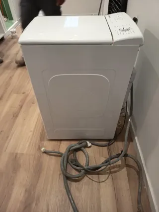 Lavadora Otsein 6kg 1200 rpm carga superior.