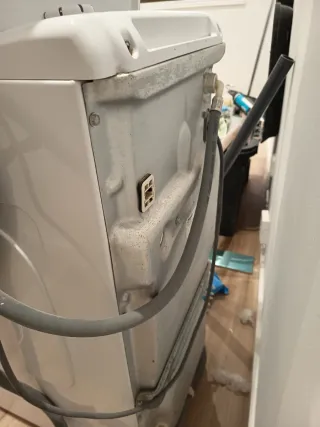 Lavadora Otsein 6kg 1200 rpm carga superior.