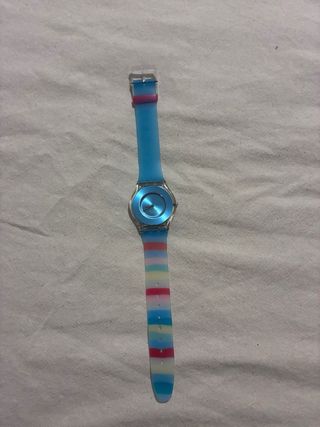 Reloj Swatch Ultra Plano Azul Multicolor