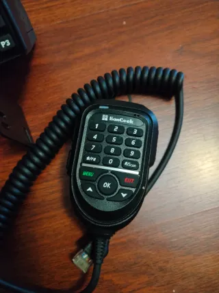 Radio profesional Abbree AR-2520