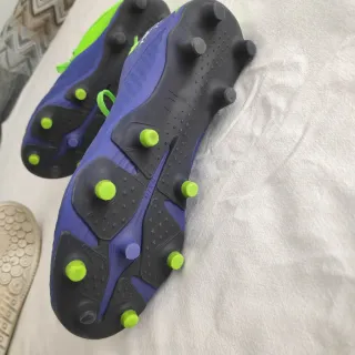 Lote Zapatillas Munich y Kipsta