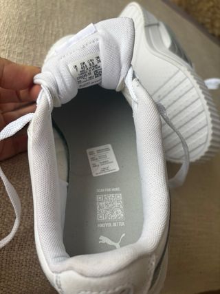Zapatillas Puma Mujer Blancas y Grises a estrenar.