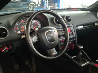 Audi A3 Cabrio 2.0 TDI DPF Attraction