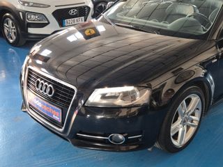 Audi A3 Cabrio 2.0 TDI DPF Attraction