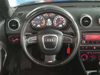 Audi A3 Cabrio 2.0 TDI DPF Attraction