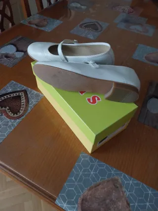 Manoletinas piel talla 39