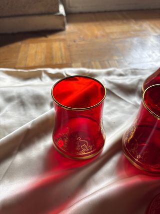 Set di Decantatore e 6 Calici in Cristallo di Murano Rosso Dorato