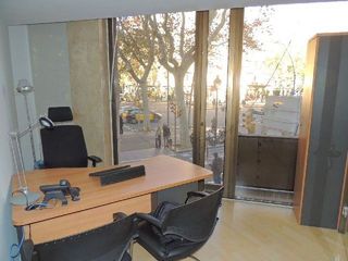 Oficina en alquiler en Sant Antoni en Barcelona