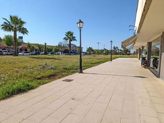 Local comercial en alquiler en Sanlúcar la Mayor