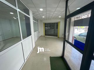 Local comercial en alquiler en Cieza