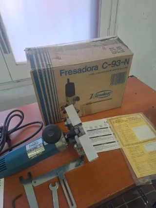 VIRUTEX FRESADORA DE RANURAS C-93-N  NUEVA SIN USO