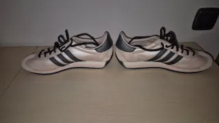 Adidas rosas talla 42