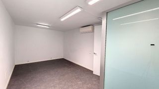 Local comercial en alquiler en Santa Catalina - Canteras en Palmas de Gran Canaria(Las)